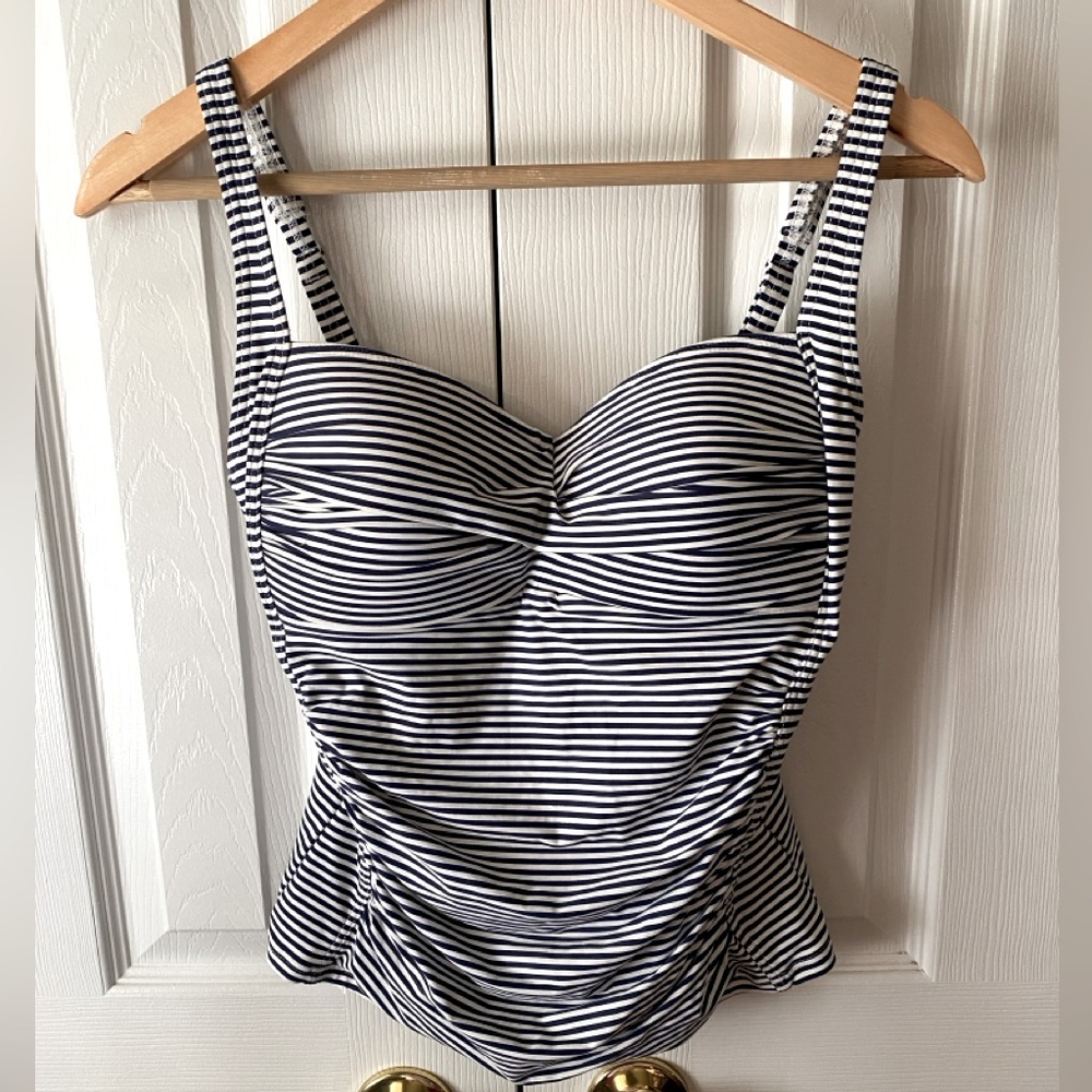 bond-eye Blue and White Nautical Stripe Ruched Twist Front Tankini Top SZ 8 D/DD